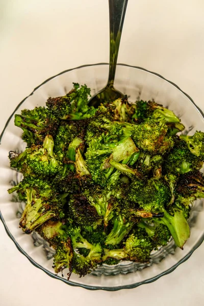 Ciotola Broccoli Alla Brace Come Contorno Accompagnare Cena Barbecue — Foto Stock