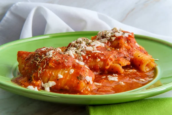 Pâtes Italiennes Farcies Coque Conchiglioni Cuites Sauce Tomate Marinara — Photo