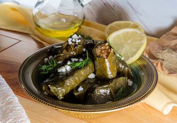 Dolma Yaprak Armenio Aperitivo Hojas Uva Rellenas —  Fotos de Stock