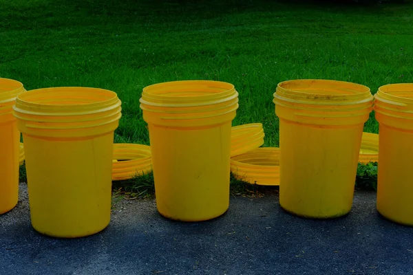 Several Empty Garbage Cans End Driveway — Stock Photo, Image