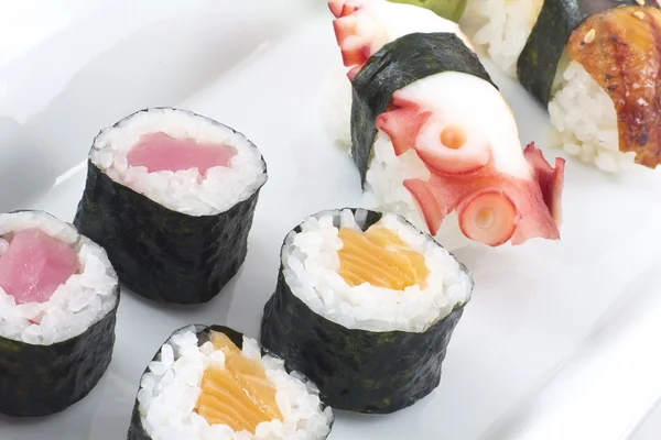 寿司盛り合わせの盛り合わせ — ストック写真