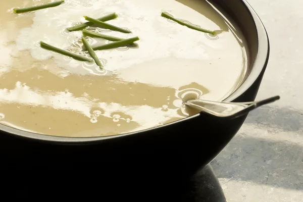 Vichyssoise Sopa de batata e alho-poró — Fotografia de Stock