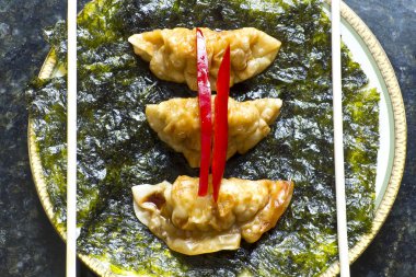 Kızarmış Çin köfte