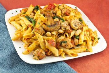 Penne Nostra makarna mantar ile