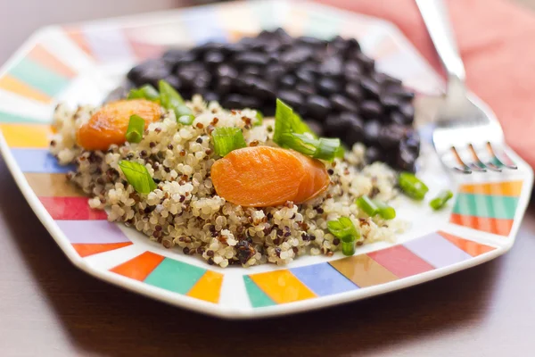 Quinoa Carrots and Black Beans — Stock Photo, Image