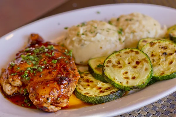 Hickory Bourbon Chicken — Stock Photo, Image