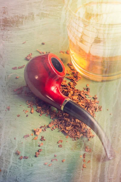 Tobacco Pipe and Whisky — Stock Photo, Image