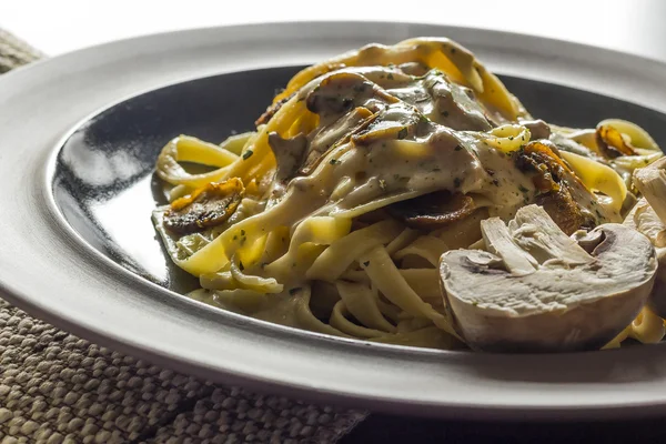 Mushroom Fetuccine Alfredo — Stock Photo, Image