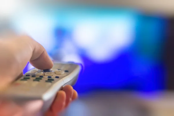 Assistir televisão — Fotografia de Stock