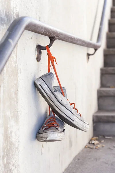 Régi kopott cipők — Stock Fotó