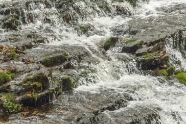 Eylem donmuş şelale