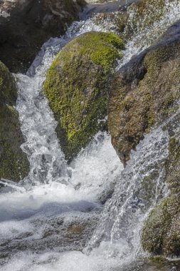 Eylem donmuş şelale