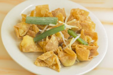 Peynir Wontons