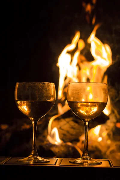 Two Wine Glasses Fire — Stock Photo, Image
