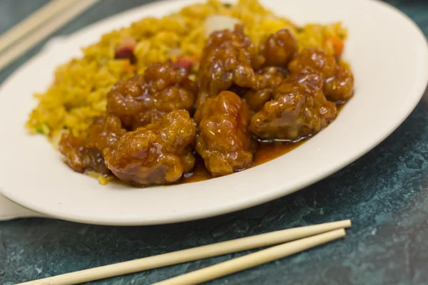 Çin genel tso'nın tavuk