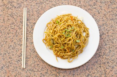 Çin Bitkisel Lo Mein