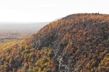 Renkli dağların sonbahar