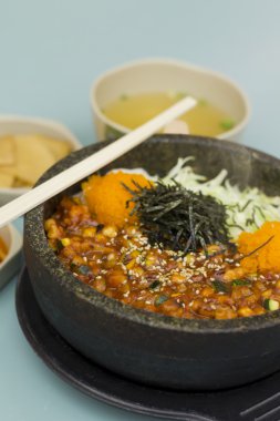 Ahtapot Bibimbap yemek