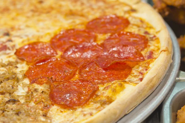 Peperoni Pizza Pie — Stockfoto