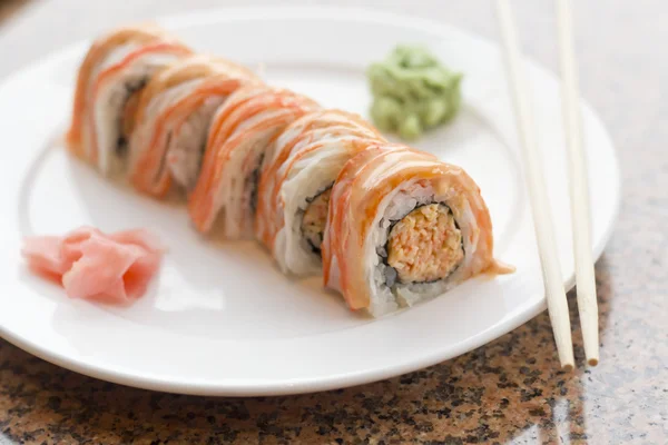 Spicy Crab Sushi Roll — Stock Photo, Image