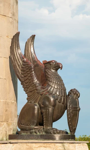 Sculptuur van griffin — Stockfoto