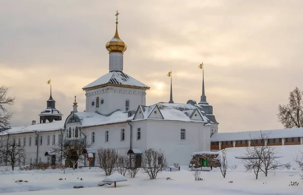 Свято Введенский Монастырь Ярославле Зимним Вечером — стоковое фото