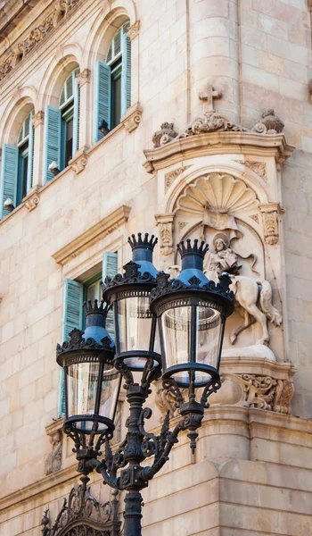 Барселонский фонарь — стоковое фото