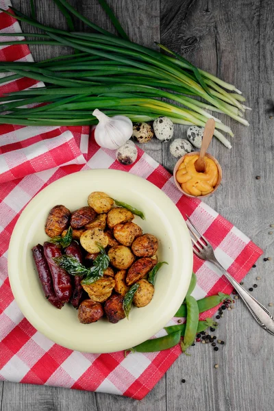 New roasted baked potatoe in the bowl — Stock Photo, Image