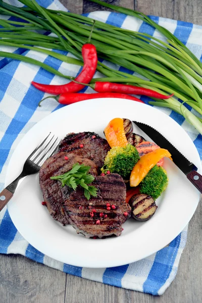 Delicious grilled beef steakes — Stock Photo, Image