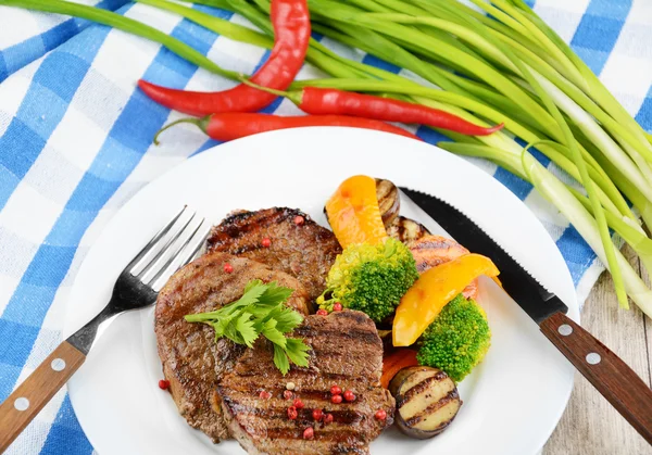 Delicious grilled beef steakes — Stock Photo, Image