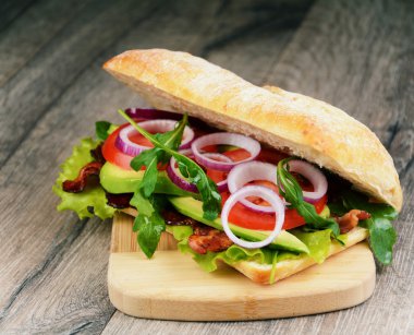 Ev yapımı lezzetli sandviç