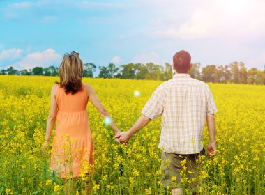 Arkadan Görünüm sevdalı Çift 