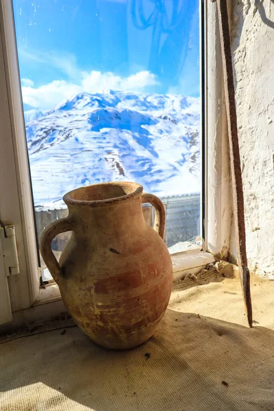 Dağları inceliyorum. Azerbaycan. Khinalig. Şubat 2020
