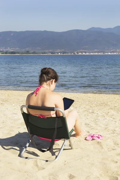 Girl on the Beach — Stock Photo, Image