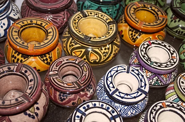 Tienda de recuerdos en la medina de Marrakech, Marruecos — Foto de Stock