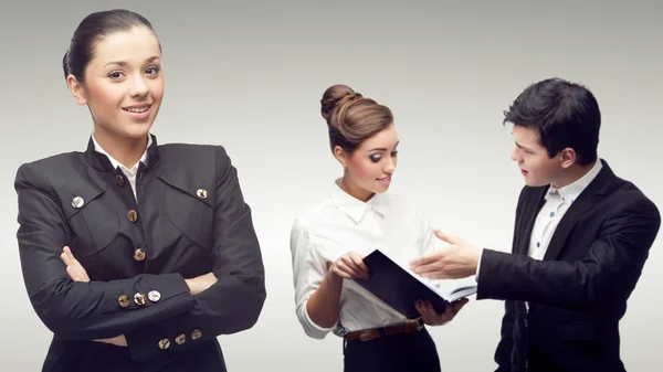 Jeunes gens d'affaires prospères — Photo