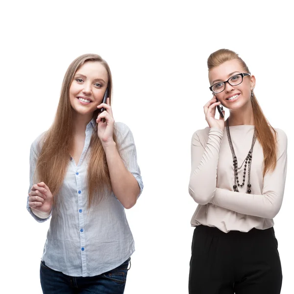 Glada leende business folk ringer av mobiltelefon — Stockfoto