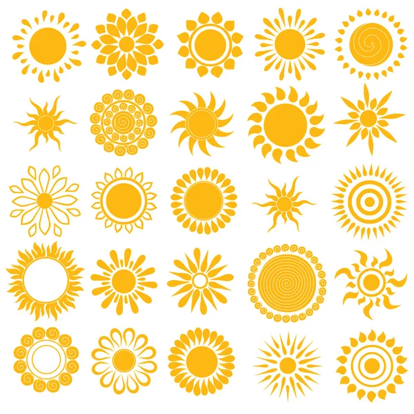 Vektorsatz aus verschiedenen handgezeichneten Sonnen. isoliert. — Stockvektor