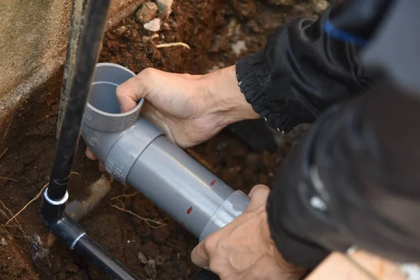 Açık Hava Lavabo Kurulumunun Inşaat Manzarası — Stok fotoğraf