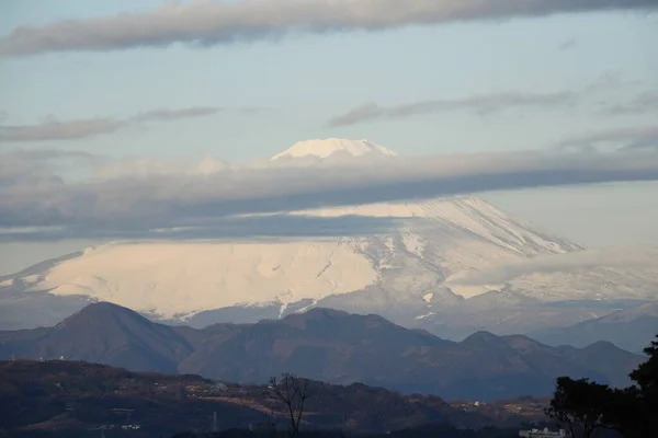 Monte Fuji Cubierto Nieve Que Emergió Las Nubes — Foto de Stock