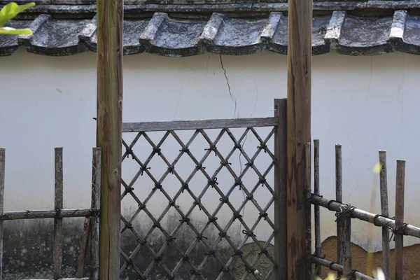 静岡県甲西市にある日本の寺院 本光寺 の境内の様子 — ストック写真