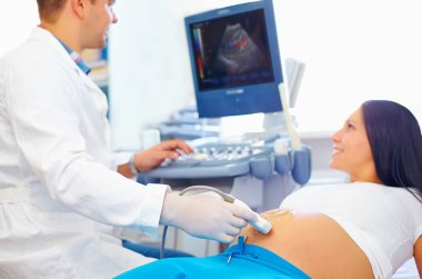 Ultrason hamile kadına tanı iletken doktor