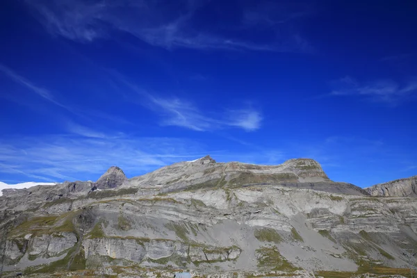 Steghorn berg och alpstuga — Stockfoto