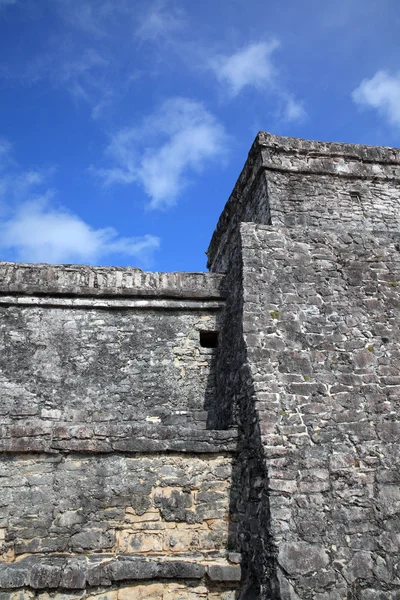 Стародавні майя кам'яний храм — стокове фото