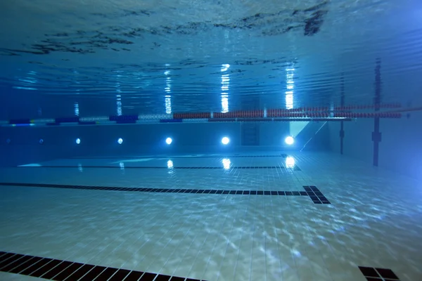 Krytý plavecký bazén — Stock fotografie