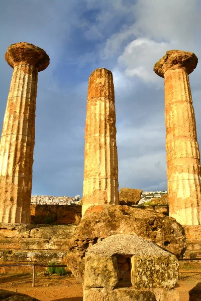 Colonne Doriche Tempio Ercole Nella Valle Dei Templi Agrigento Sicilia — Foto Stock