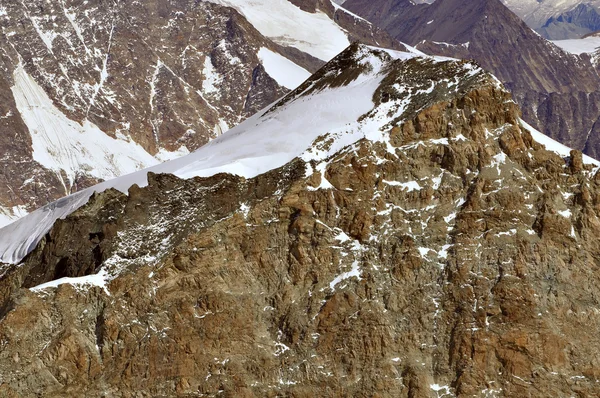 The Allalinhorn in Switzerland above Saas Fee — Stock Photo, Image