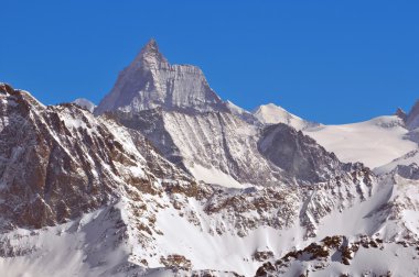 Matterhorn batıdan görüntülendi