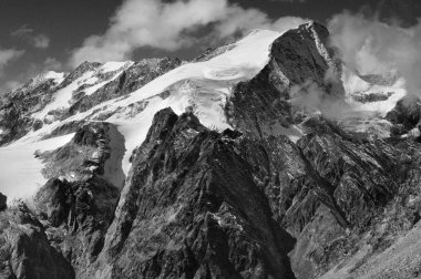 Pigne d'Arolla siyah ve beyaz fotoğraf
