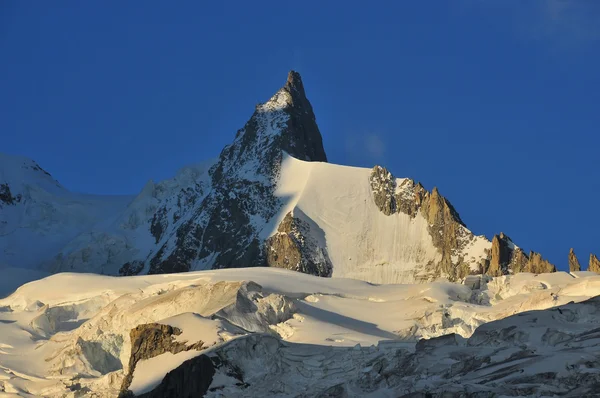 Mont Mallet por encima de Chamonix, Francia — Foto de Stock